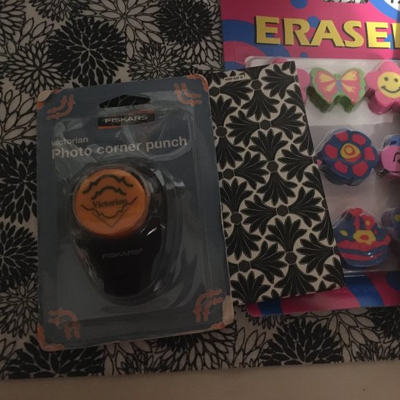 🍎Fun Stationary Bundle - 264 $25 Firm - Picture 2 of 3